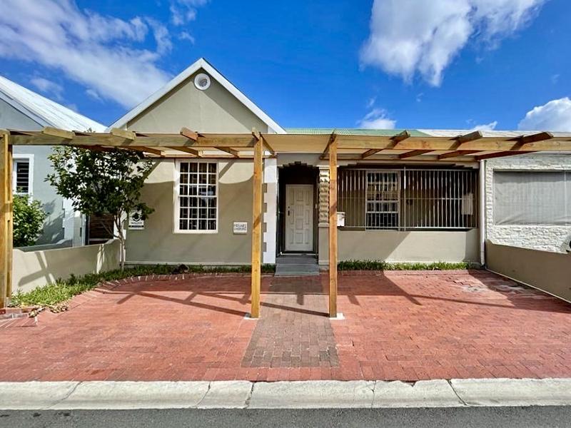 3 Bedroom Property for Sale in Claremont Western Cape